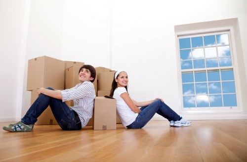 Clean and secure unit for short-term storage in Colyers